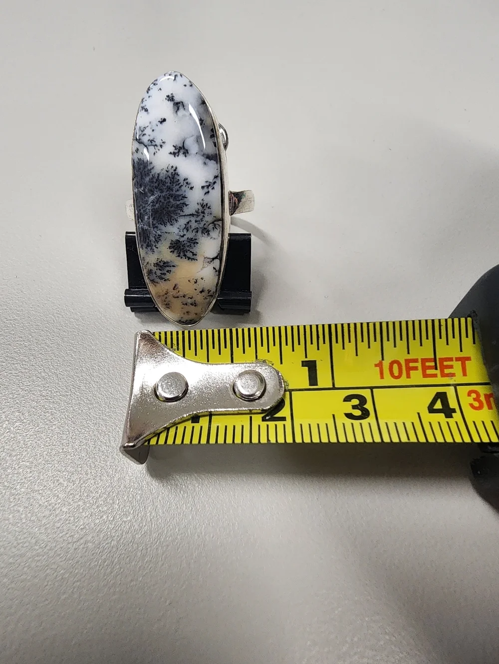 Sz 7.5-8 Resin Dendritic Agate/Opal-look Oval Statement Ring Boho White Black